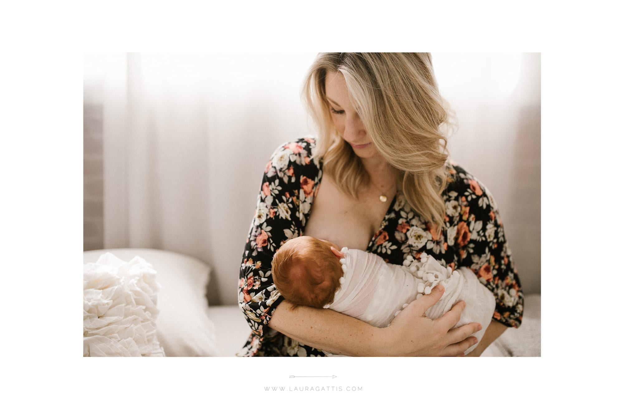 mother newborn nursing session | laura gattis photography